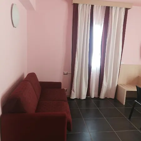 Tus'hotel