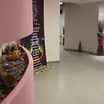 فندق Tus'hotel
