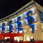 Tus'hotel فندق