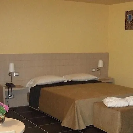 Tus'Hotel 4*