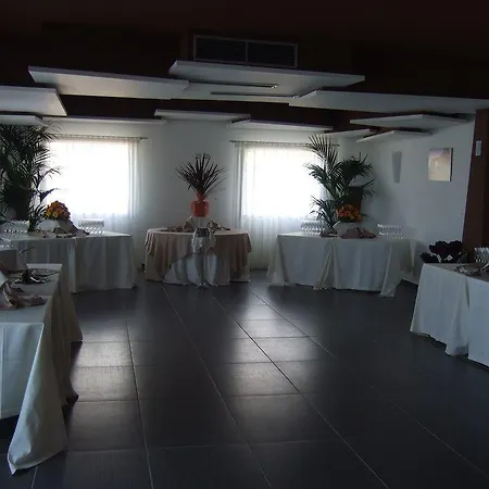 Tus'hotel Szálloda Castel di Tusa