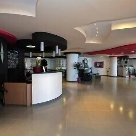 Tus'hotel 4*