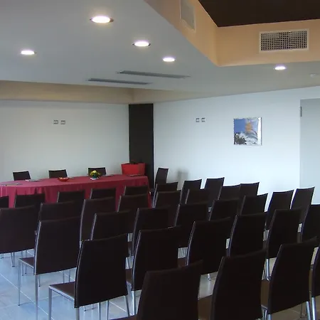 Hotel Tus'Hotel 4*