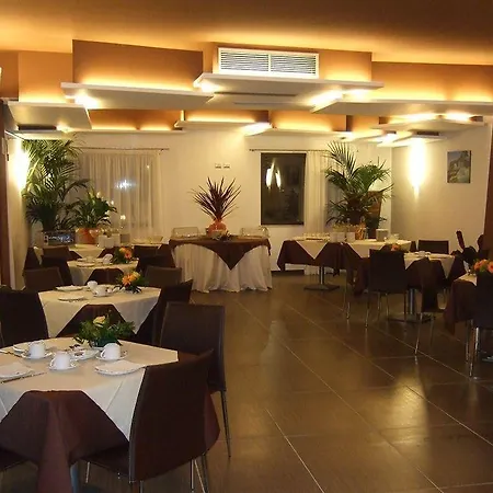 Hotel Tus'Hotel Castel di Tusa