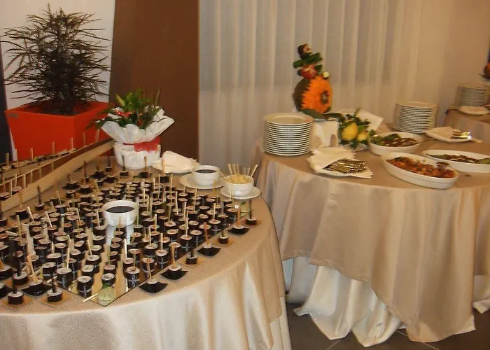 Otel Tus'hotel Castel di Tusa